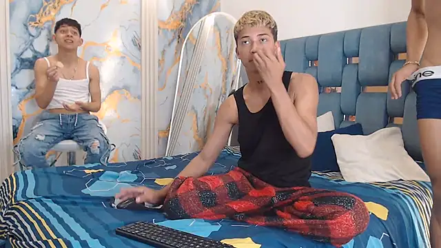 Snapshot of EMPIRE_BOYS1 chatting on 28, 5, 2026 EMPIRE BOYS1 online show from 28, 5, 2026