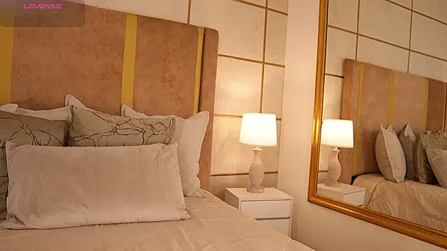 Snapshot of lyrabellini chatting on 11, 3, 2026 lyrabellini online show from 11, 3, 2026