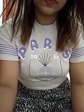 Tanha18 online show from 4, 4, 2026