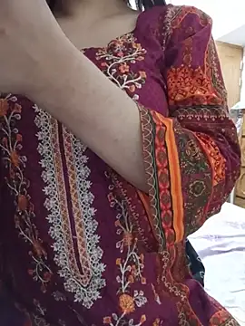 Tanha18 online show from 5, 7, 2026