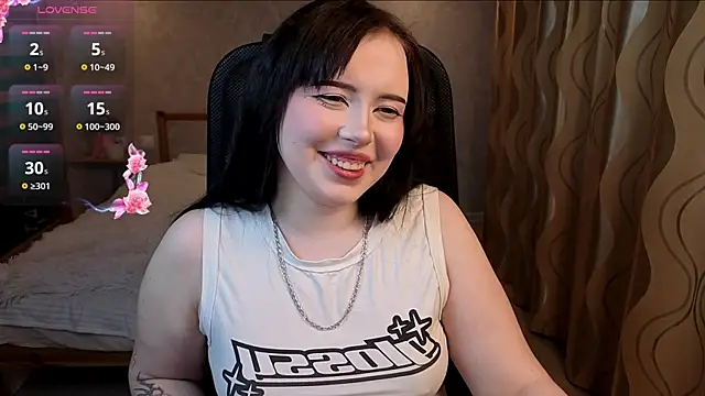 Snapshot of JuliettaKraft chatting on 14, 10, 2025 JuliettaKraft online show from 14, 10, 2025