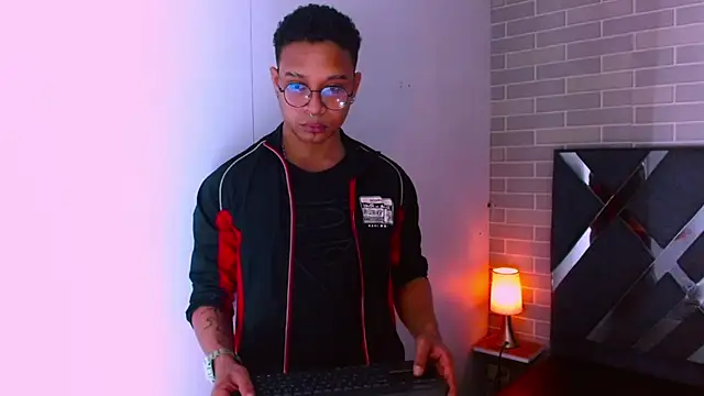 Jayden Morris online show from 7, 2, 2026