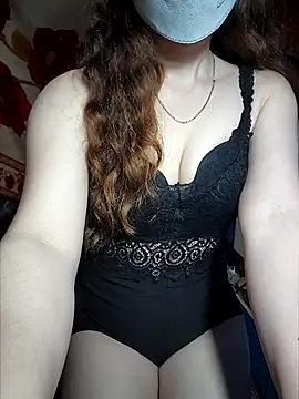 LeanaLy online show from 16, 10, 2025