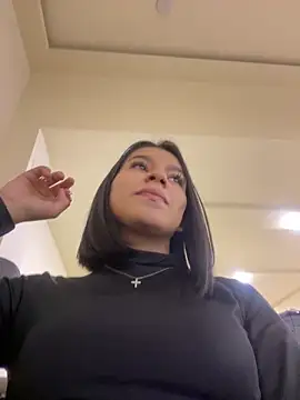 AlyssaRay online show from 9, 2, 2026