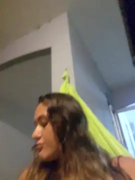 CllarinhaCortes online show from 2, 2, 2026