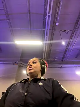 atennea diiossa online show from 20, 11, 2025