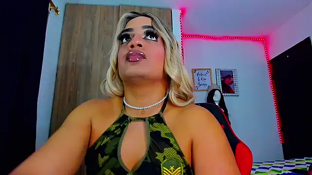 Sofiabigcock22 online show from 28, 7, 2026