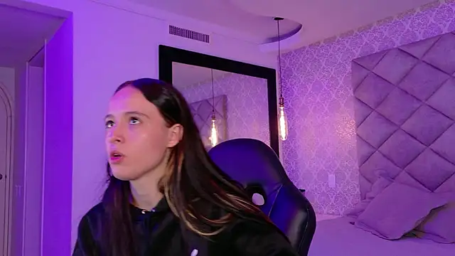 CARO ADAMS1 online show from 29, 11, 2025