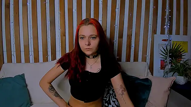 ChloeLewisss online show from 24, 10, 2025