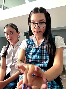 l0lita sweet online show from 19, 1, 2026