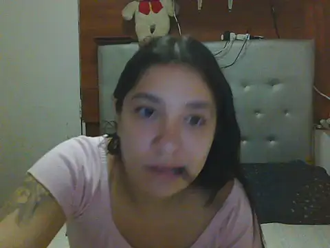 Snapshot of Doll_Melody chatting on 12, 10, 2025 Doll Melody online show from 12, 10, 2025