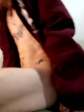 Snapshot of RuivoDotado24cm chatting on 14, 11, 2025 RuivoDotado24cm online show from 14, 11, 2025