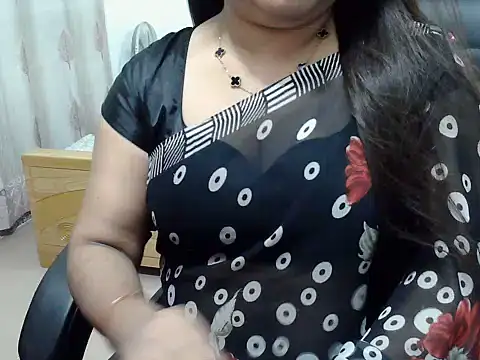 SexyRani2000 online show from 25, 6, 2026