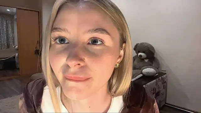 VictoriaMystery online show from 18, 10, 2025