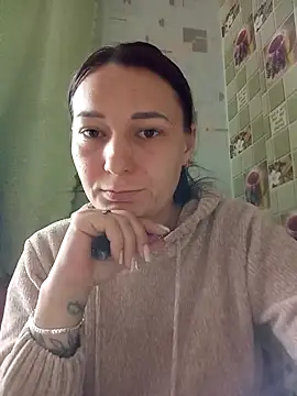 HollyDollsi online show from 14, 1, 2026