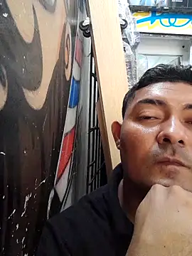 Snapshot of sexyandres_23 chatting on 17, 10, 2025 sexyandres 23 online show from 17, 10, 2025