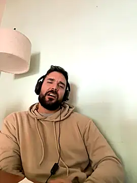 ReDiBastoni90 online show from 20, 10, 2025