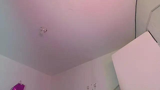 Trix ebony online show from 13, 1, 2026