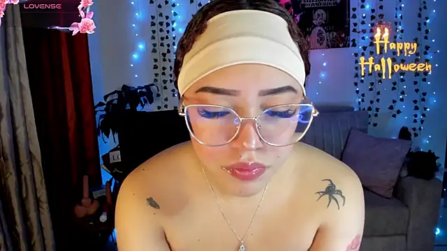 Lizz martins online show from 4, 11, 2025