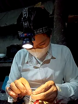 Snapshot of nat-tri chatting on 10, 11, 2025 nat-tri online show from 10, 11, 2025