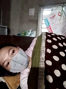 Snapshot of nat-tri chatting on 22, 11, 2025 nat-tri online show from 22, 11, 2025