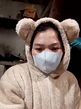 Snapshot of nat-tri chatting on 25, 11, 2025 nat-tri online show from 25, 11, 2025