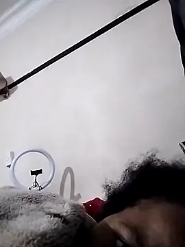 CaramelBoootie online show from 18, 11, 2025