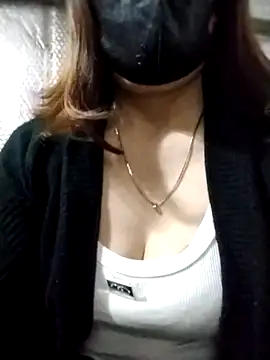 YiyinLy online show from 23, 10, 2025