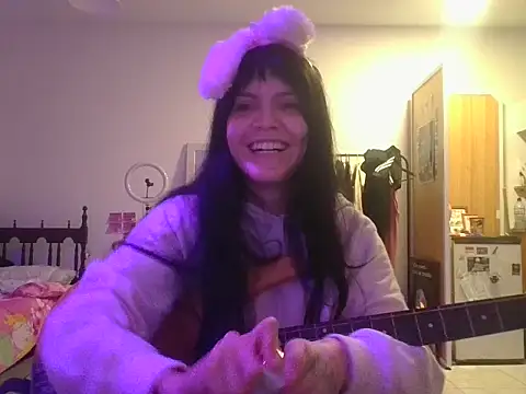 miapink33 online show from 6, 11, 2025