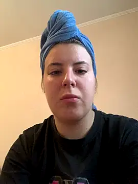 MiraCastellon online show from 18, 10, 2025