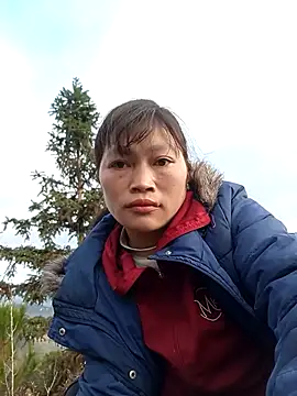 siusiu-00 online show from 15, 12, 2025