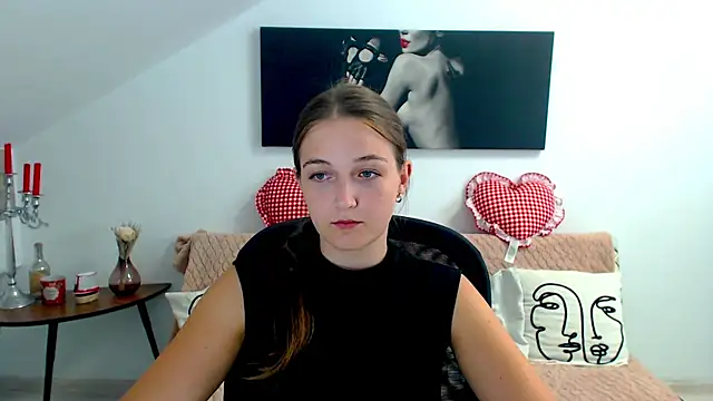 Snapshot of AnneWilsonn chatting on 7, 7, 2026 AnneWilsonn online show from 7, 7, 2026