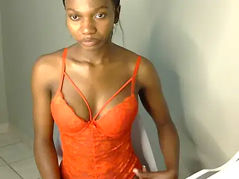 Snapshot of Sweet_Angel002 chatting on 14, 10, 2025 Sweet Angel002 online show from 14, 10, 2025