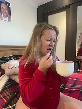 madamlillyrose online show from 16, 1, 2026