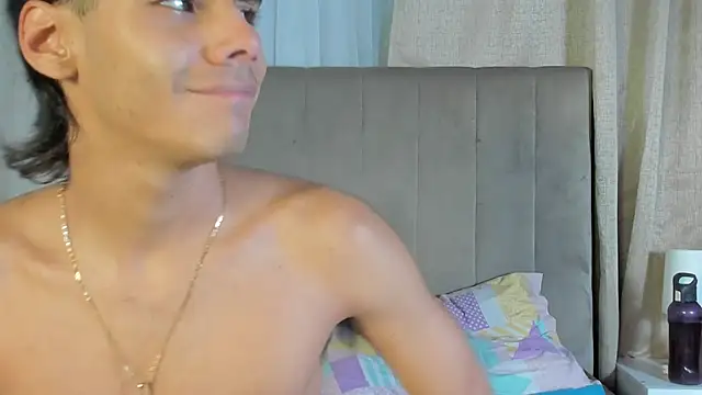 Kendra and liam online show from 19, 10, 2025