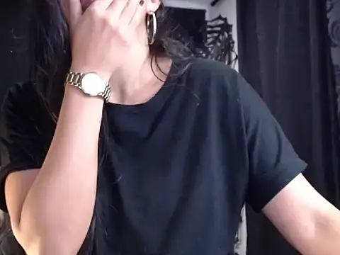 Lucyy Naugthy online show from 16, 10, 2025