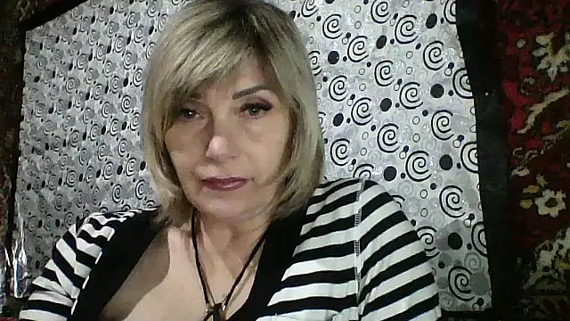 Lia Ray online show from 19, 10, 2025