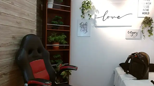 AmethystShadow17 online show from 23, 4, 2026