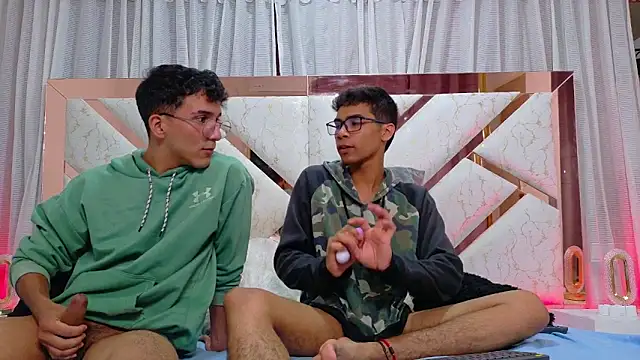 Desire4Duo online show from 25, 10, 2025