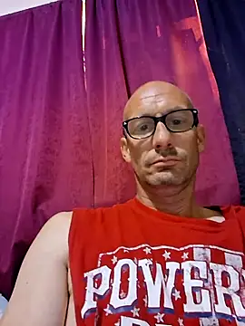 Snapshot of whateveruwanthowever chatting on 17, 11, 2025 whateveruwanthowever online show from 17, 11, 2025