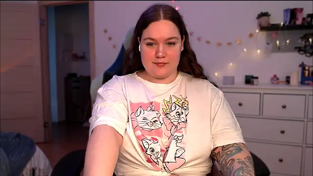 Snapshot of SummerTina chatting on 17, 1, 2025 SummerTina online show from 17, 1, 2025