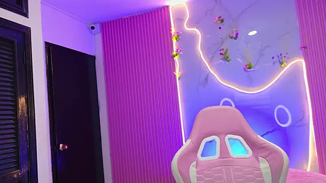 dafne17  online show from 14, 4, 2026