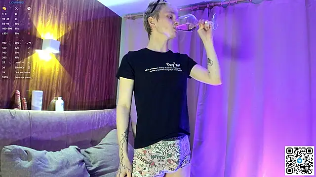 Logan mett online show from 13, 4, 2026