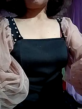 Snapshot of RizoCii chatting on 25, 10, 2025 RizoCii online show from 25, 10, 2025