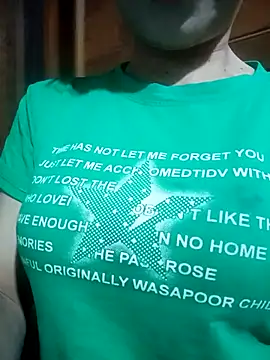 Snapshot of RizoCii chatting on 29, 10, 2025 RizoCii online show from 29, 10, 2025