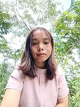 Snapshot of Nguyet2k4 chatting on 22, 12, 2025 Nguyet2k4 online show from 22, 12, 2025