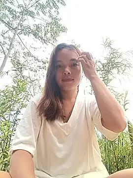 Snapshot of Nguyet2k4 chatting on 22, 4, 2026 Nguyet2k4 online show from 22, 4, 2026