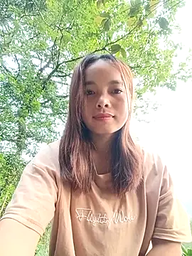 Snapshot of Nguyet2k4 chatting on 27, 4, 2026 Nguyet2k4 online show from 27, 4, 2026