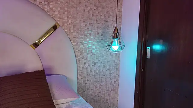 emmy rose25 online show from 4, 3, 2026