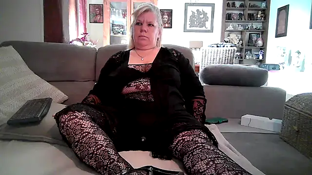 Snapshot of Bouddha-Angel chatting on 30, 4, 2026 Bouddha-Angel online show from 30, 4, 2026